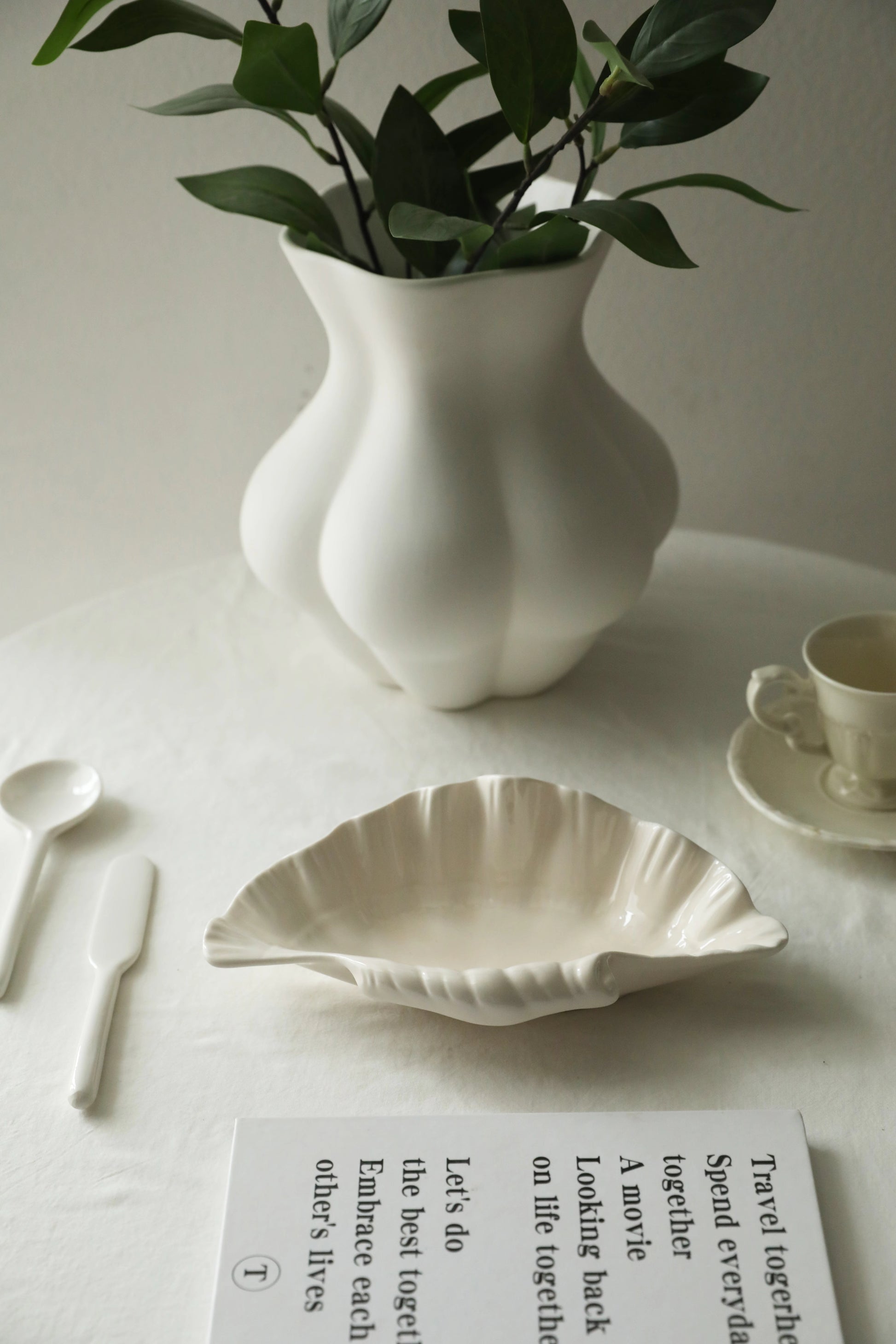 Shell Catch: Ceramic Dish