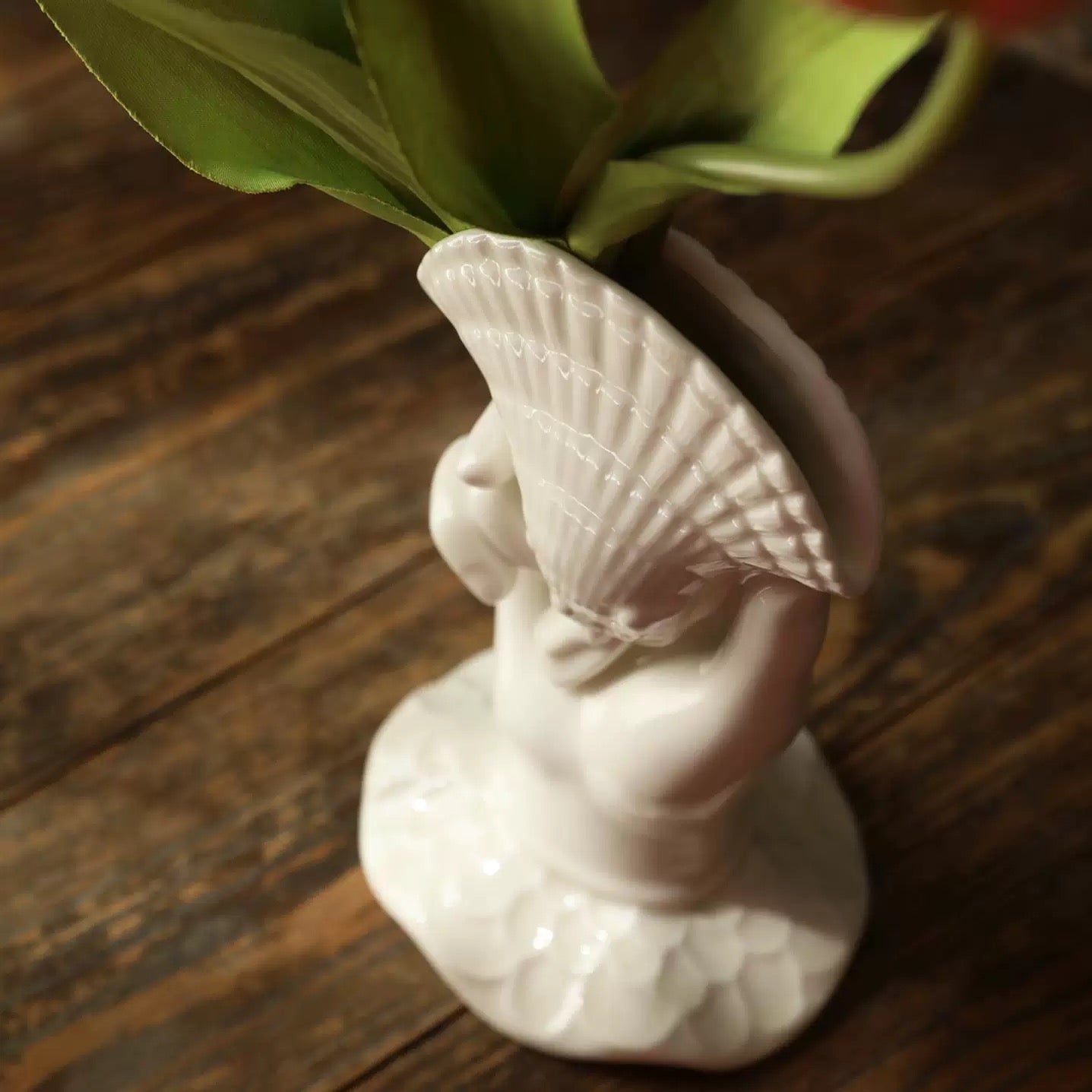 Hand & Shell Ceramic Vase/Card Holder