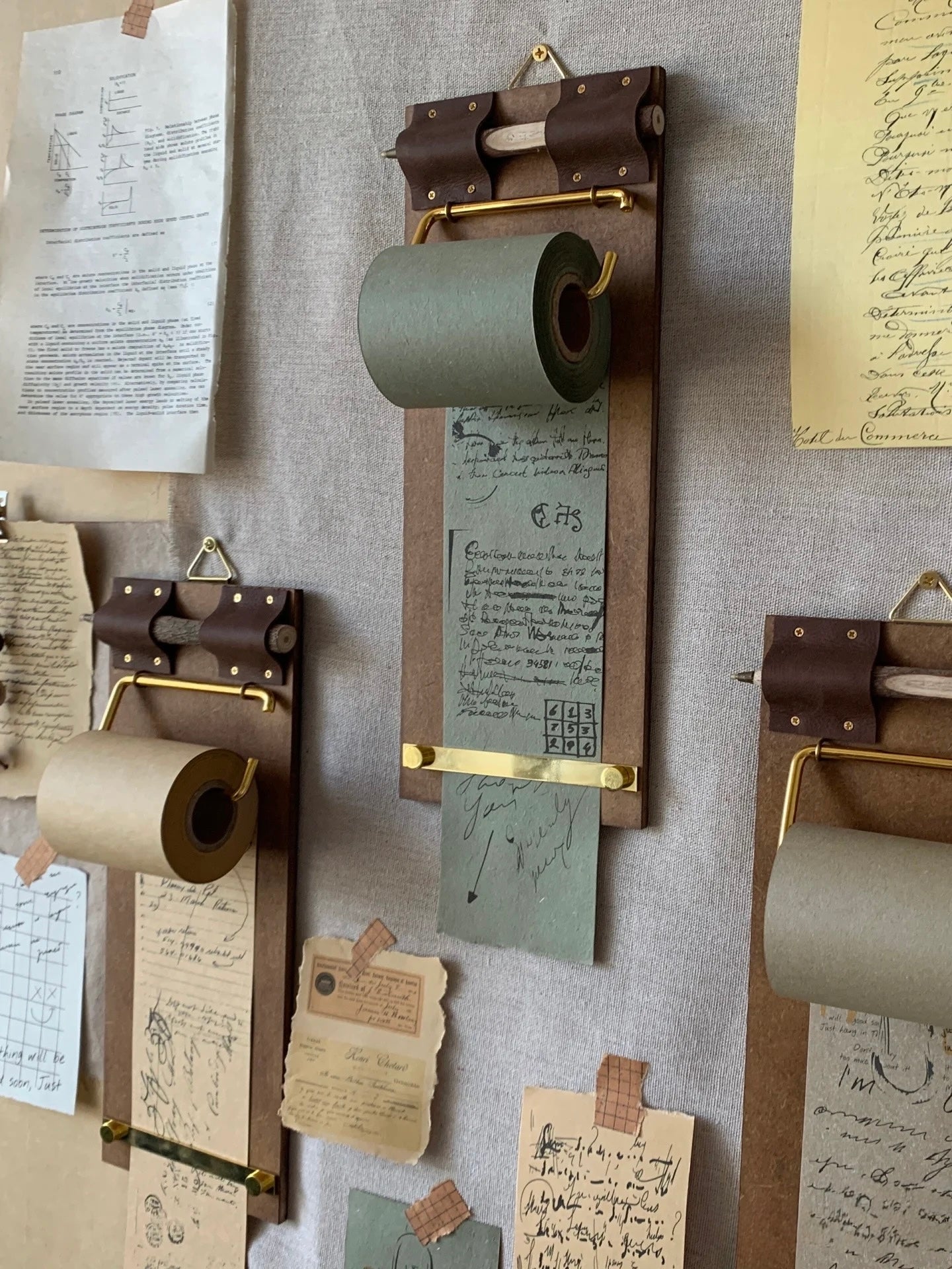 ScrollNote – The Vintage Roll Memo